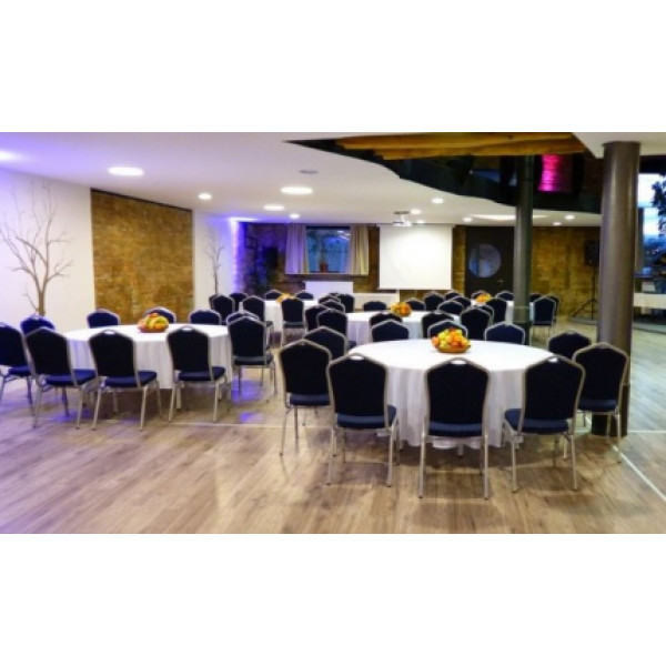DL PRESTIGE Brown classic Banquet chair