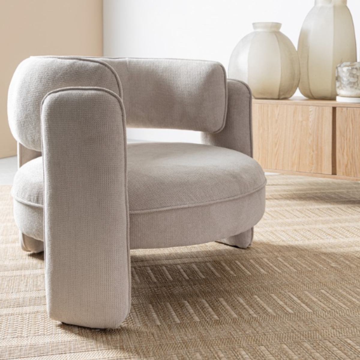 BT AMARA Beige design Upholstered indoor armchair